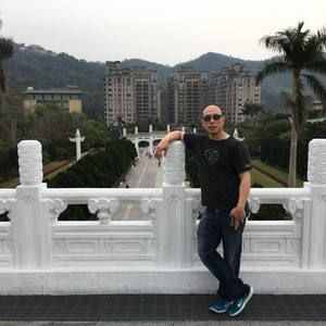 Meet your Posher, Jay